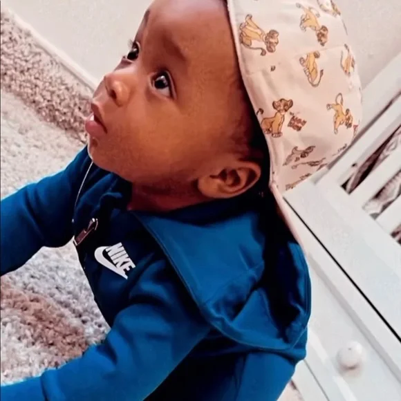 Baby Nike Tech - 6 months